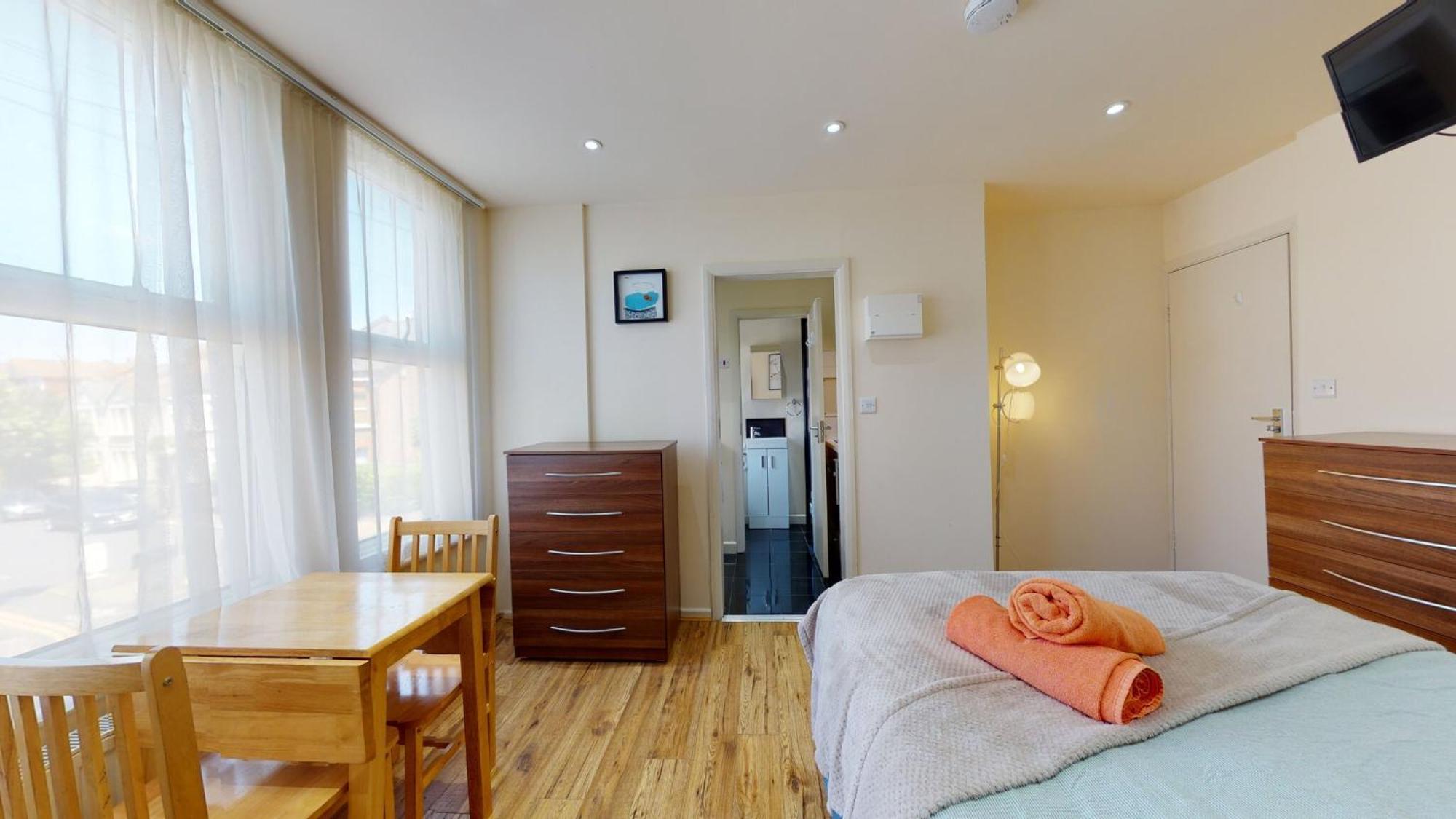 Studio 20 Ash * Londra